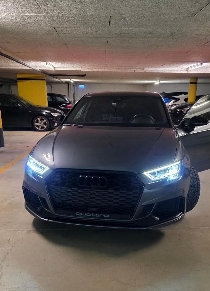 Audi RS3 Sportback 2.5 T FSI quattro S-Tronic