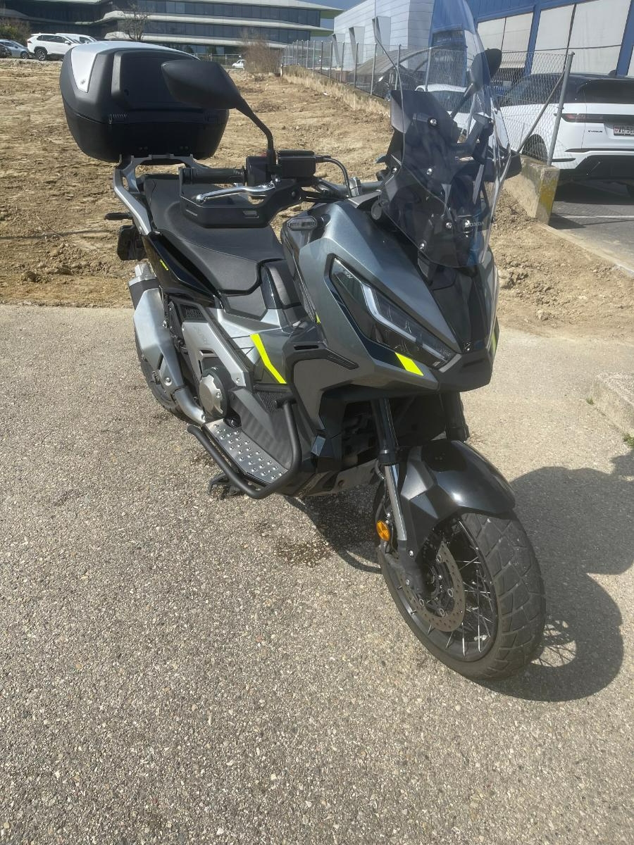 HONDA X-ADV 750 (35kW)